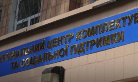 Водій травмував співробітника ТЦК в Одесі – військовї відреагували