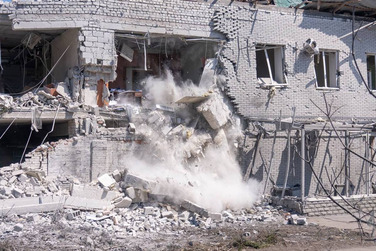 Військові РФ знищили найбільші підприємства Вільнянська 9 липня прямим влучанням ракет (фото, відео)