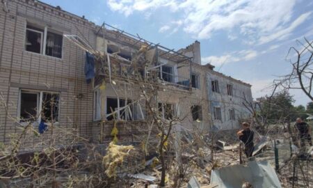 Двоє загиблих та близько 20 поранених через обстріл Херсонської області – поліція фіксує наслідки