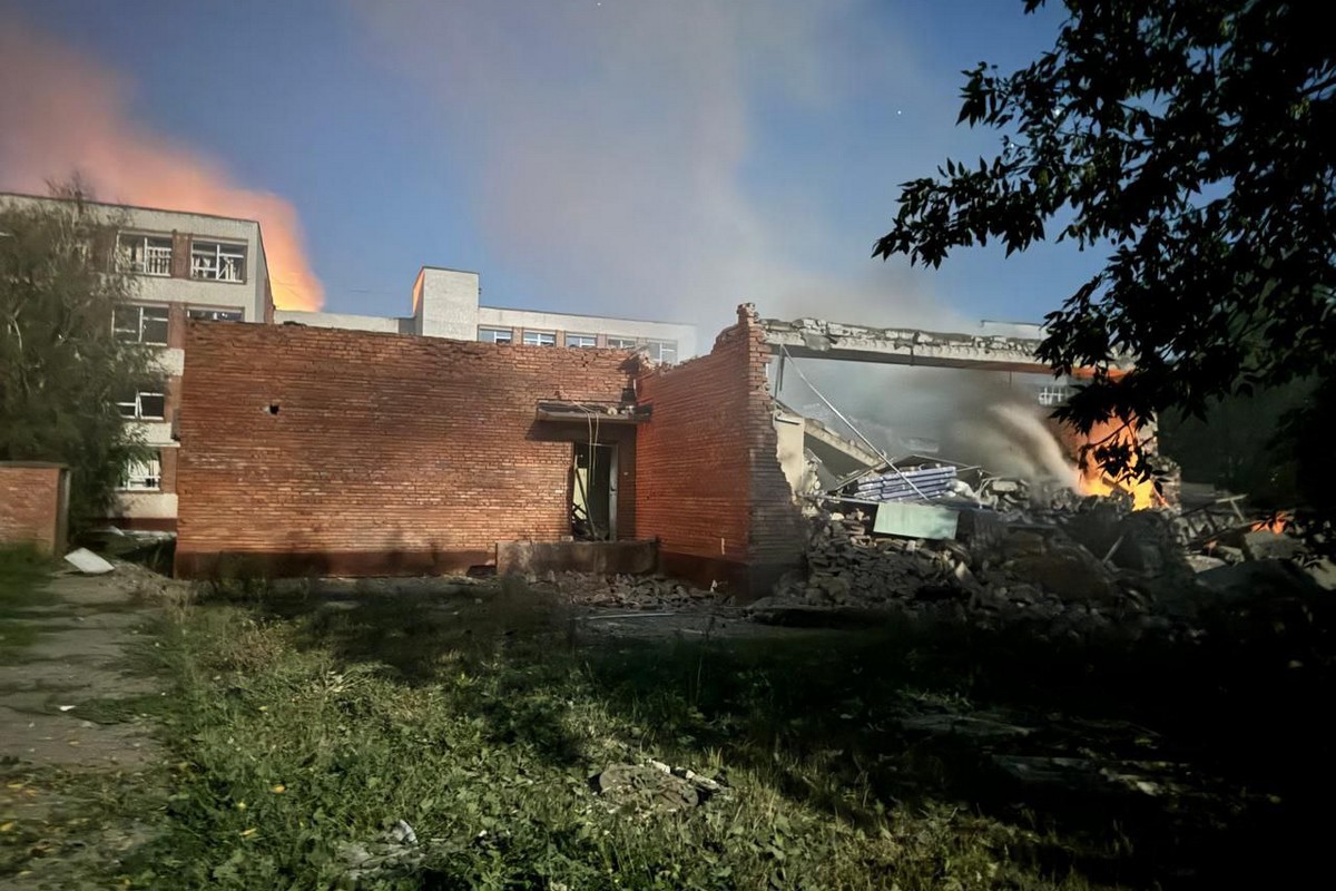 На Донеччині 5 загиблих і 7 поранених за добу, у Покровську зруйновано чергову школу
