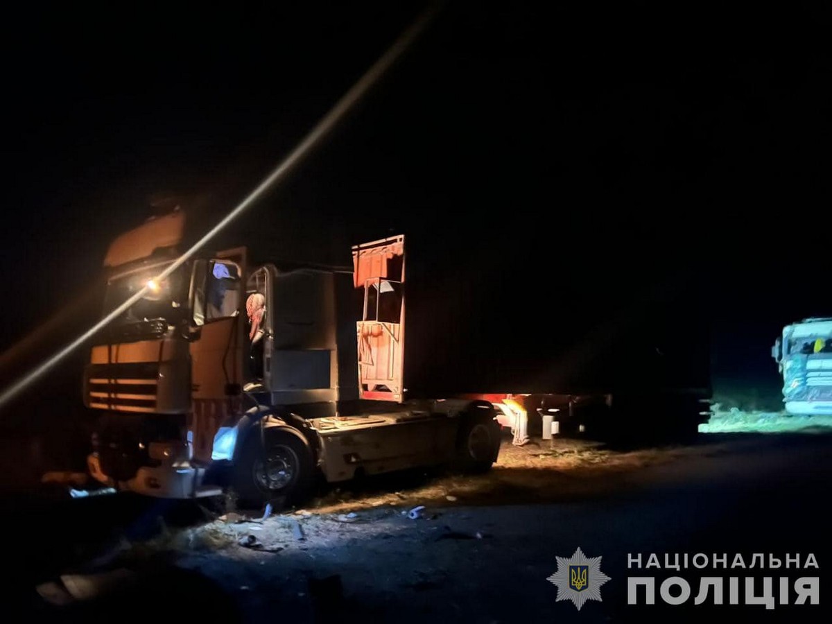 Нічна повітряна атака 1 вересня: вдарили по зерновозам, є жертви – все, що відомо (фото)