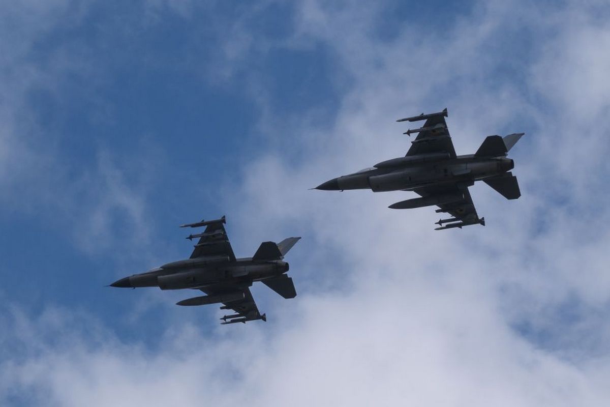 США передають Україні бомби для F-16 - на якій відстані вони можуть вражати цілі
