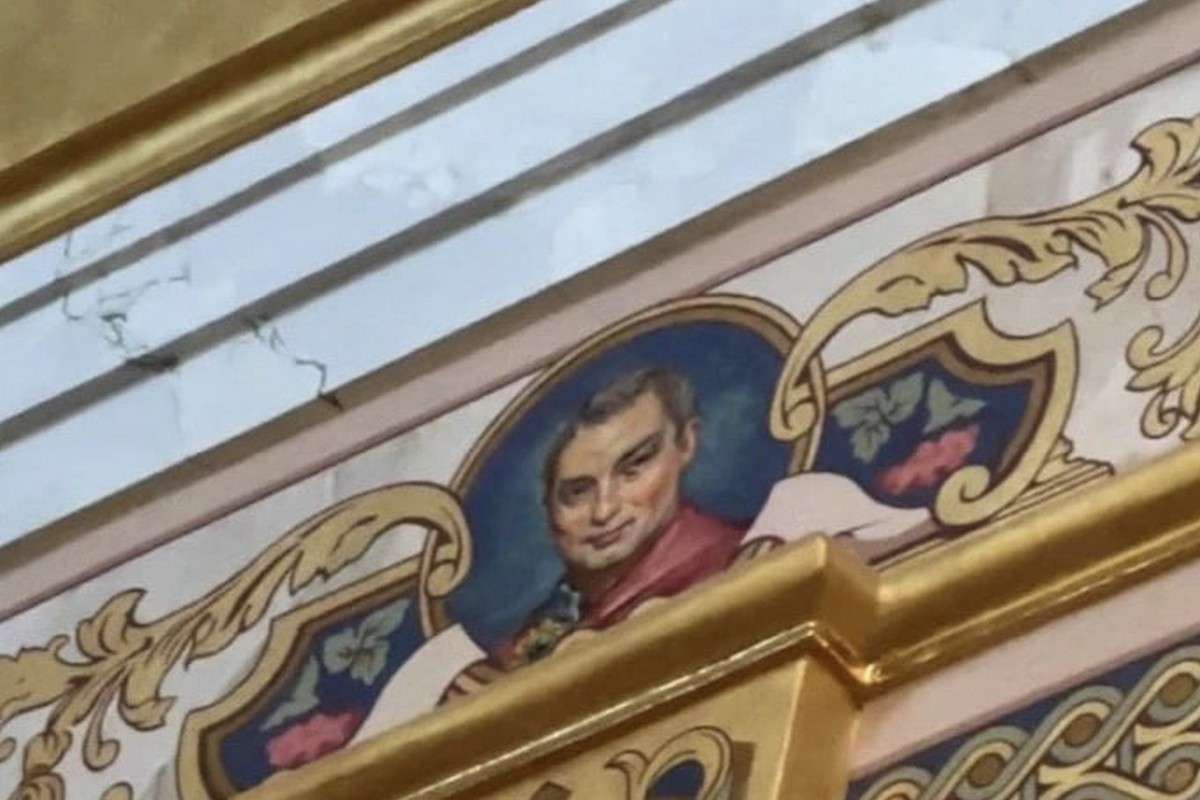У Луцьку в храмі намалювали фрески з місцевими бізнесменами (фото)