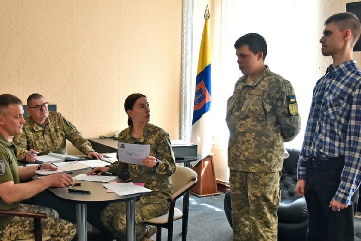 ВЛК для обмежено придатних - на скільки продовжать термін перепроходження