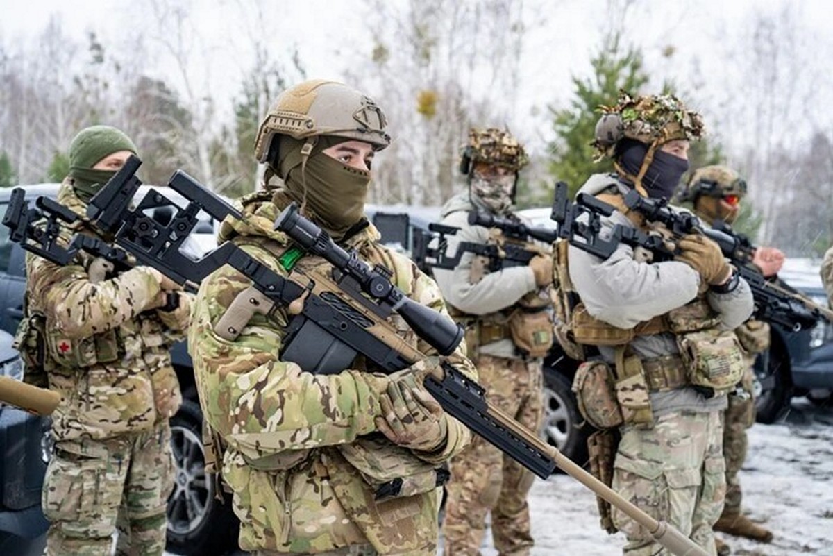 Контракти для 18-24-річних: які умови служби для військових передбачені
