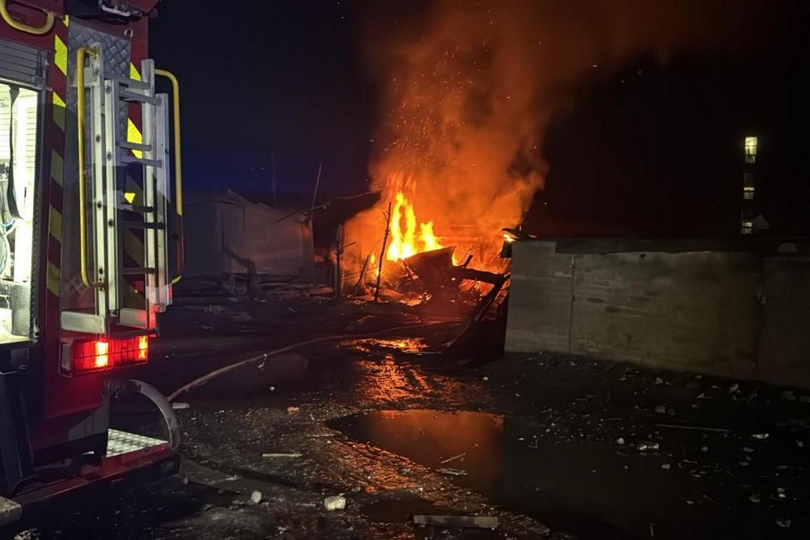 Нічна повітряна атака 26 березня: наймасованіший удар по Кривому Рогу, палала Охтирка – все, що відомо (фото, відео)