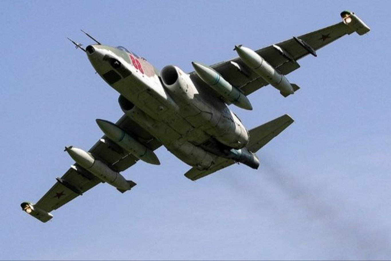 Військовий штурмовик Су-25 рф розбився у Приморському краї – подробиці