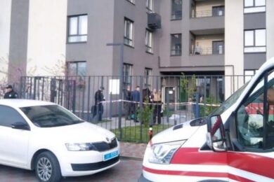 Двоє 15-річних підлітків впали з 16 поверху у Львові і загинули – що відомо (відео)