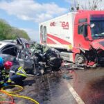 Фура розчавила авто, загинули усі: