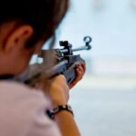 Жінка вистрілила в 5-річну онучку