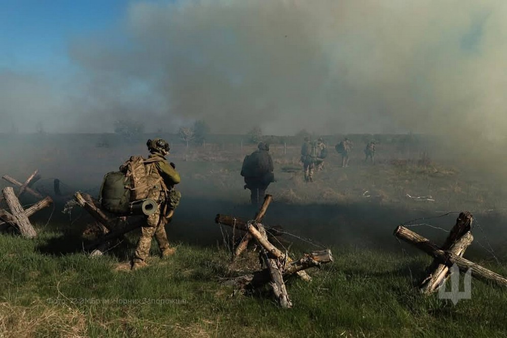 Обстановка на фронті 29 квітня: ворог посилив атаки біля кордонів з Дніпропетровщиною, просунувся на Бєлгородщині, проривається на Харківщині 1 Обстановка на фронті 29 квітня: ворог посилив атаки біля кордонів з Дніпропетровщиною, просунувся на Бєлгородщині, проривається на Харківщині