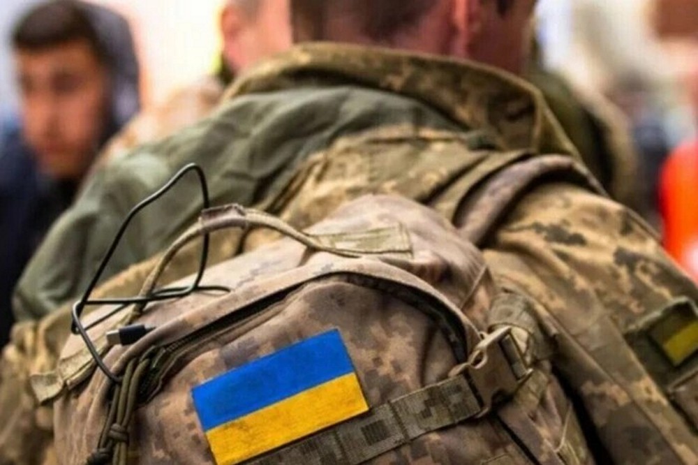 Зняття бронювання з медиків в Україні