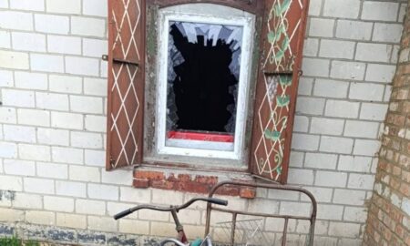 Російський дрон атакував пункт видачі гумдопомоги на Харківщині