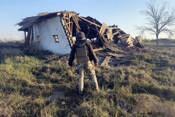 Є загиблий і поранені, руйнувань зазнали 34 об’єкти – окупанти обстріляли Донеччину