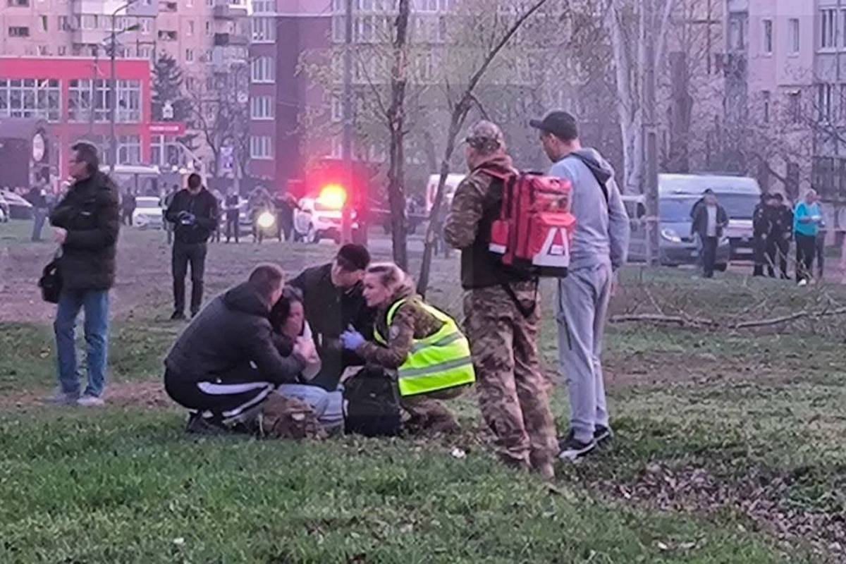 Удар по Кривому Рогу ракетою – багато загиблих, десятки поранених: все, що відомо