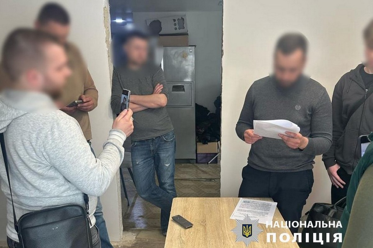 У Дніпрі посадовці заволоділи 7,5 млн бюджетних коштів на облаштуванні дитячих майданчиків