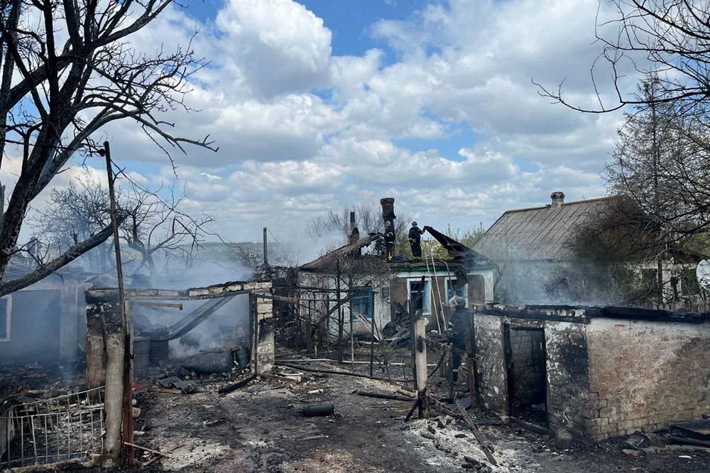 Ворожий дрон атакував авто на в’їзді до Мирнограда – є жертви