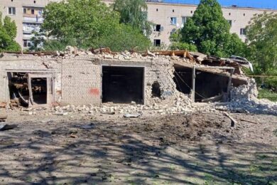 Окупанти скинули бомбу на комунальників у Куп’янську: є загиблий