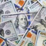 Грошова допомога для мешканців 4 областей: хто і як може отримати 2600 доларів США