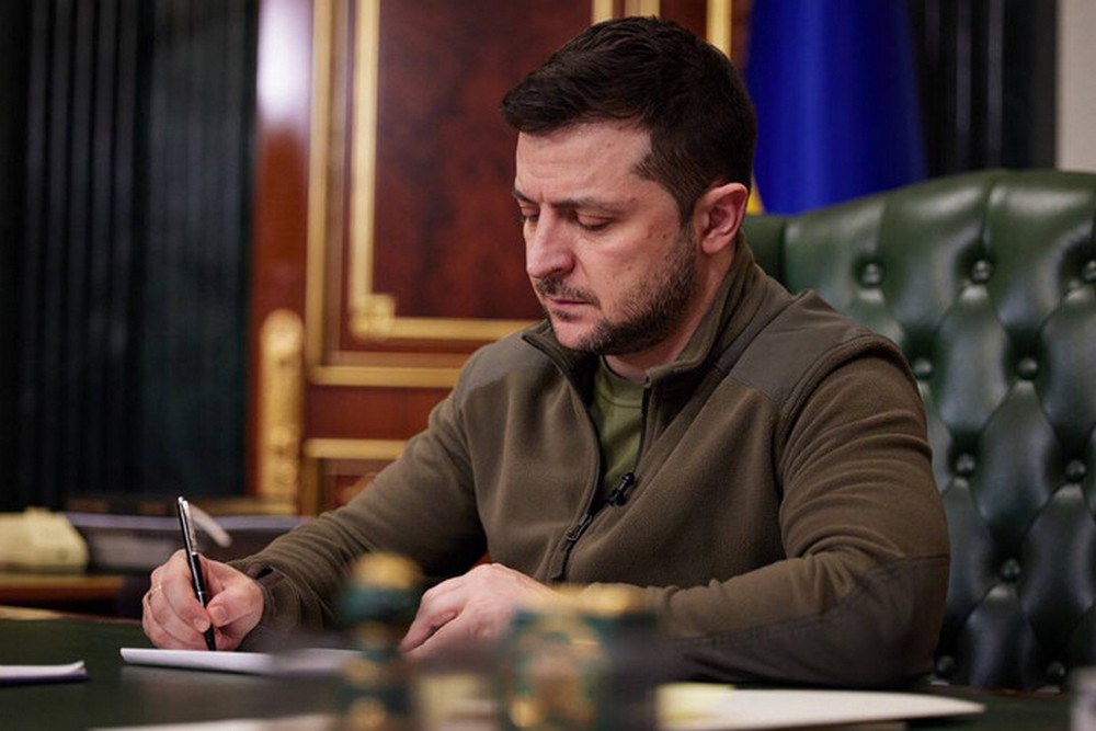 В Україні перенесли День захисту дітей на 20 листопада – Зеленський підписав указ 1 В Україні перенесли День захисту дітей на 20 листопада – Зеленський підписав указ