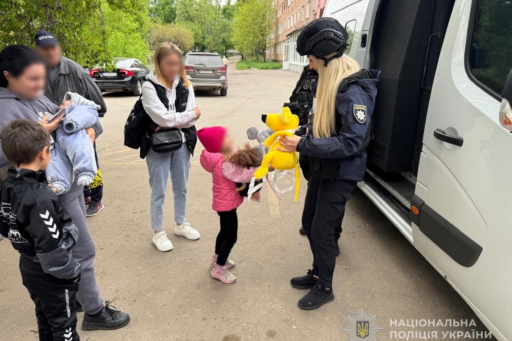 Торік не садили городів, тепер все здавалося іншим, але… Масовані бомбардування і термінова евакуація: що відбувається на Сумщині
