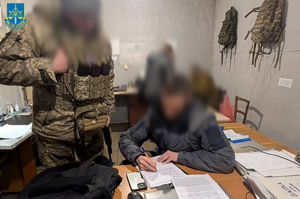 Комбриг ТРО на Запоріжжі нарахував 1,2 млн «бойових» своїй дружині, яка перебувала у тилу