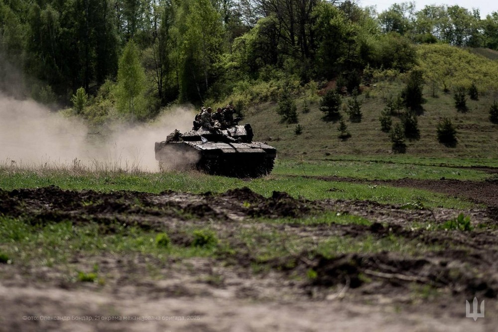 Обстановка на фронті 21 травня: ворог просунувся на Запоріжжі і Донеччині, DeepState кажуть про погіршення ситуації 1 Обстановка на фронті 21 травня: ворог просунувся на Запоріжжі і Донеччині, DeepState кажуть про погіршення ситуації