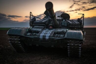 Обстановка на фронті 23 травня: ворог просунувся на Донеччині, втратив 1050 солдатів за добу