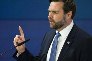 Венс зробив заяву щодо України та США після зустрічі з Зеленським