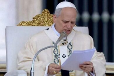 Папа Римський Лев XIV офіційно зійшов на престол