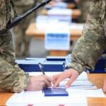 Кабмін дозволив деяким підприємствам бронювати 100% працівників