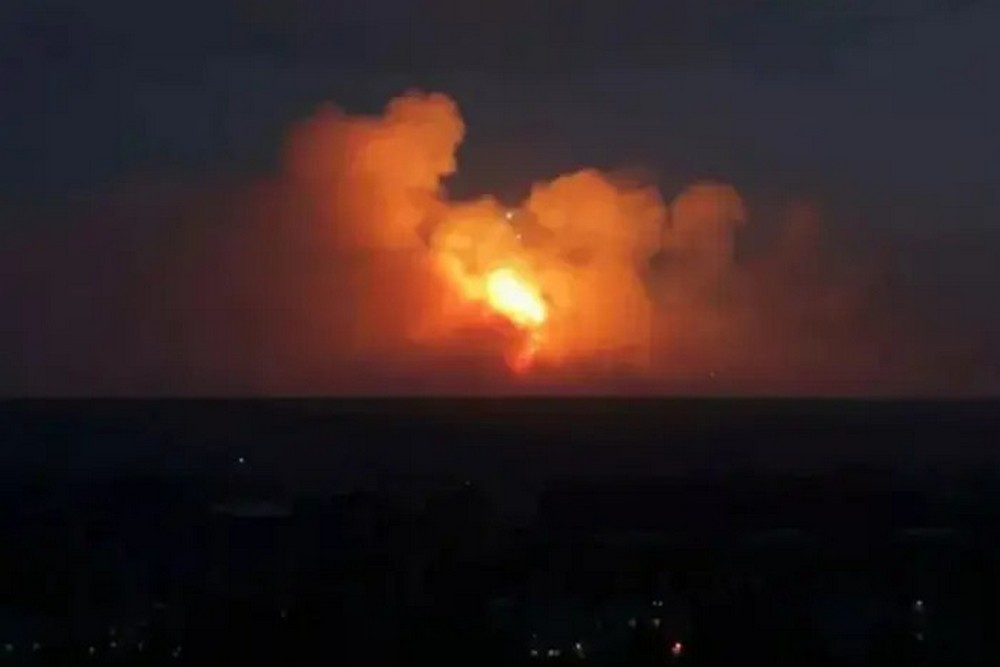 Атака на аеродроми в Криму і важливий об’єкт космічної радіоелектронної розвідки РФ у Ставропіллі – що відомо (відео) 1 Атака на аеродроми в Криму і важливий об’єкт космічної радіоелектронної розвідки РФ у Ставропіллі – що відомо (відео)