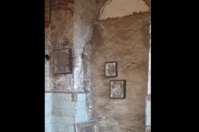 А ікони втрималися: окупанти розбомбили храм на Дніпропетровщині, якому 150 років (фото, відео)