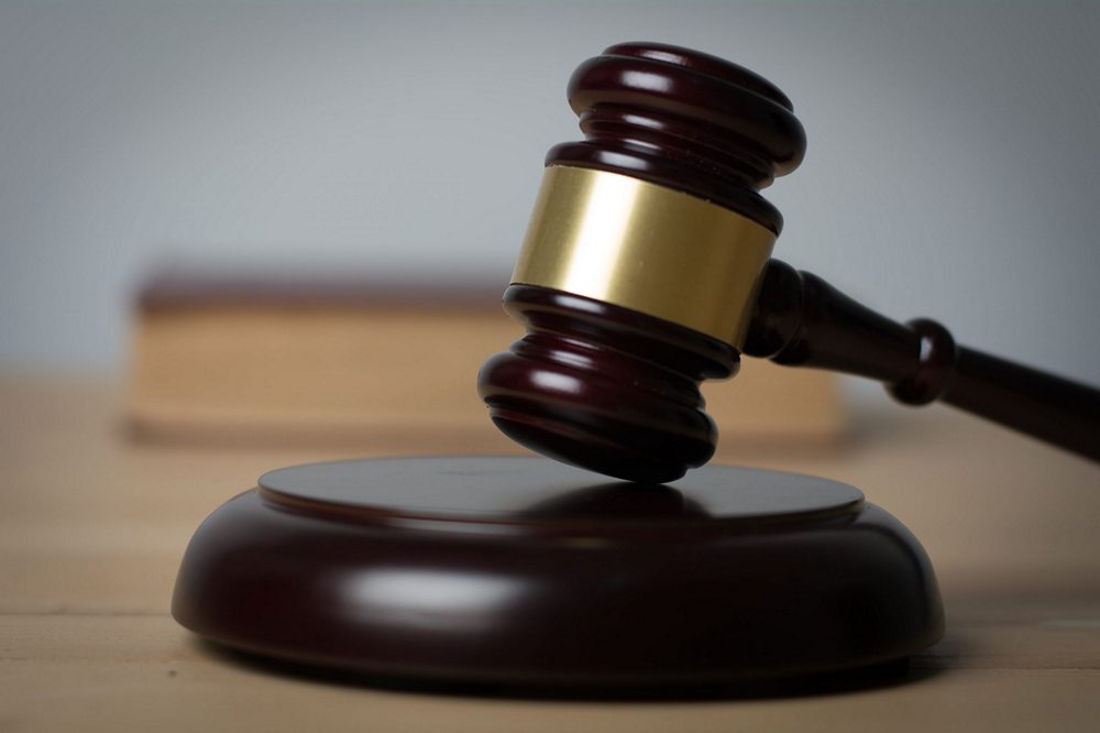 Прикували 10-річного сина ланцюгом, а потім підпалили його — суд виніс вирок горе-батькам на Закарпатті