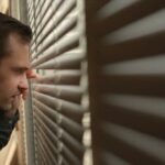 Бояться виходити з дому і хочуть залишити Україну: як війна і мобілізація вплинули на психологічний стан українців
