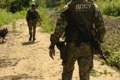 Здійснили напад на прикордонників, залучивши жінок та дітей – що відомо про інцидент на Закарпатті