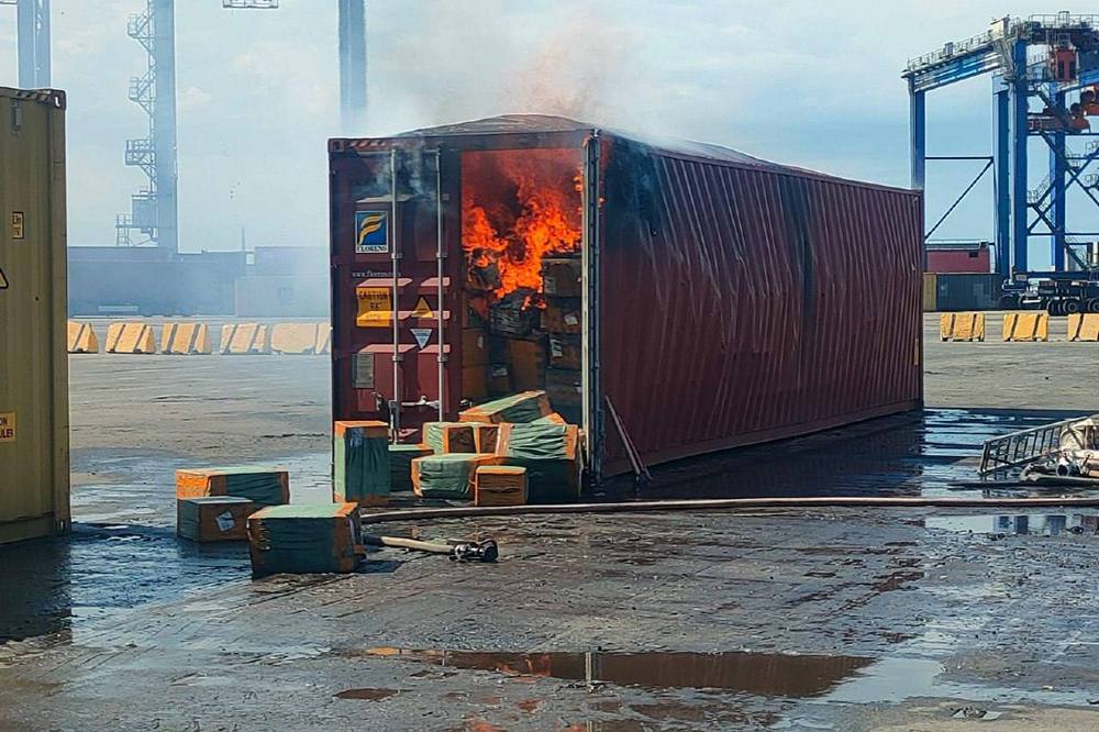 Окупанти вдарили балістичними ракетами по Одесі - є загиблі та поранені 1 Окупанти вдарили балістичними ракетами по Одесі - є загиблі та поранені