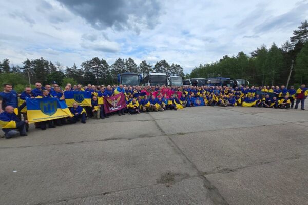 Великий обмін полоненими 24 травня - Україна повернула 307 воїнів (фото)