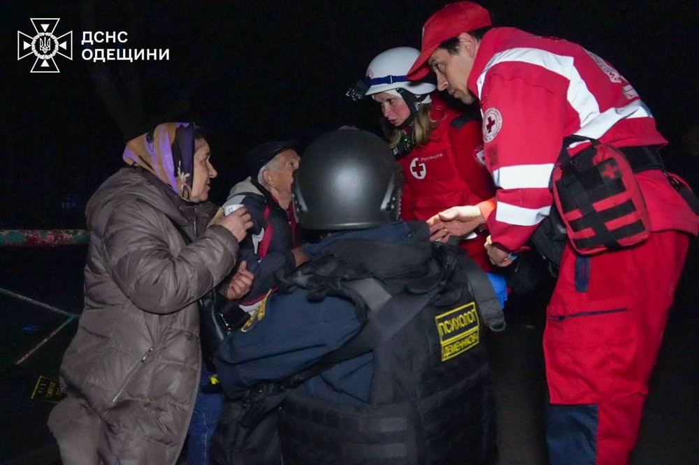 Ворог масовано атакував Одесу в ніч на 1 травня: що відомо
