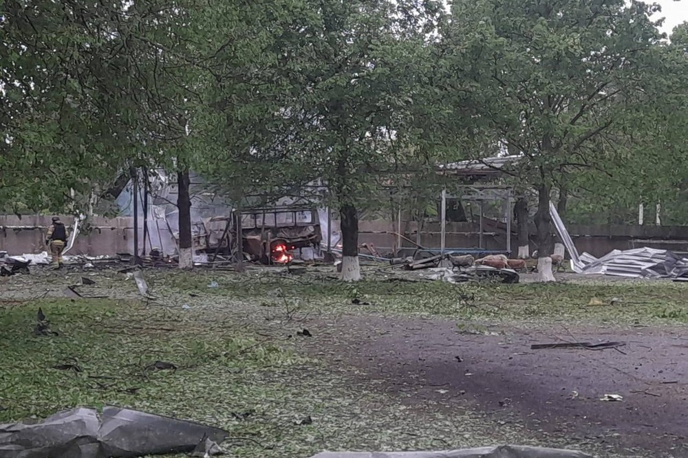 Фото наслідків атаки на Харків