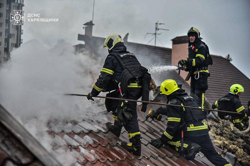 Фото наслідків атаки на Харків