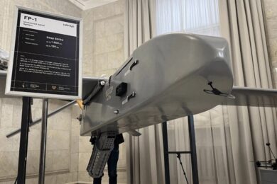 Дрони, САУ, роботи: у Києві представили новітню українську зброю (фото)