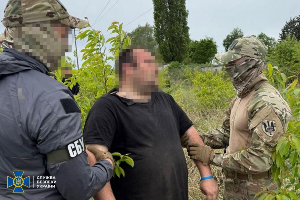Готував «GPS-маячок» для удару по лініях електропередач Рівненської АЕС – затримано агента РФ
