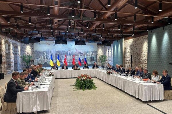 Росіяни задоволені, обмін 1000 на 1000: переговори у Стамбулі між Україною і РФ завершено – що відомо
