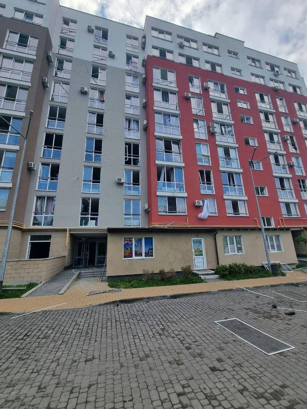 Фото наслідків атаки на Київщину