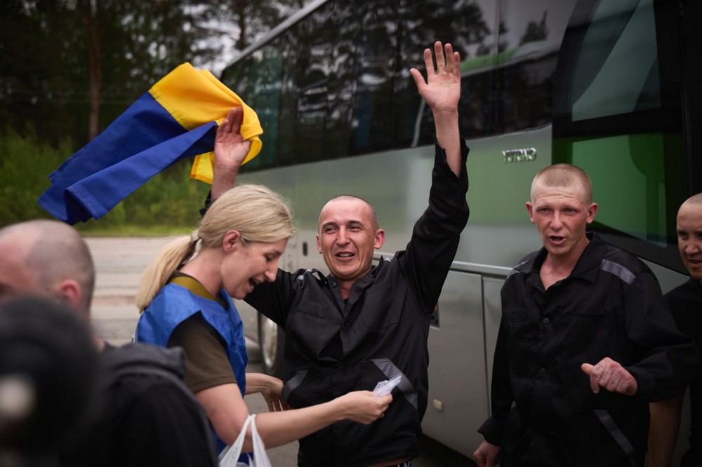Відбулася третя частина обміну 1000 на 1000: фото