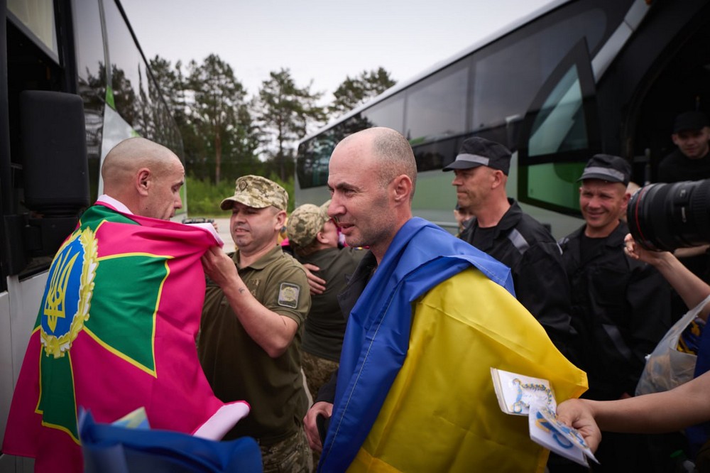 Відбулася третя частина обміну 1000 на 1000: фото
