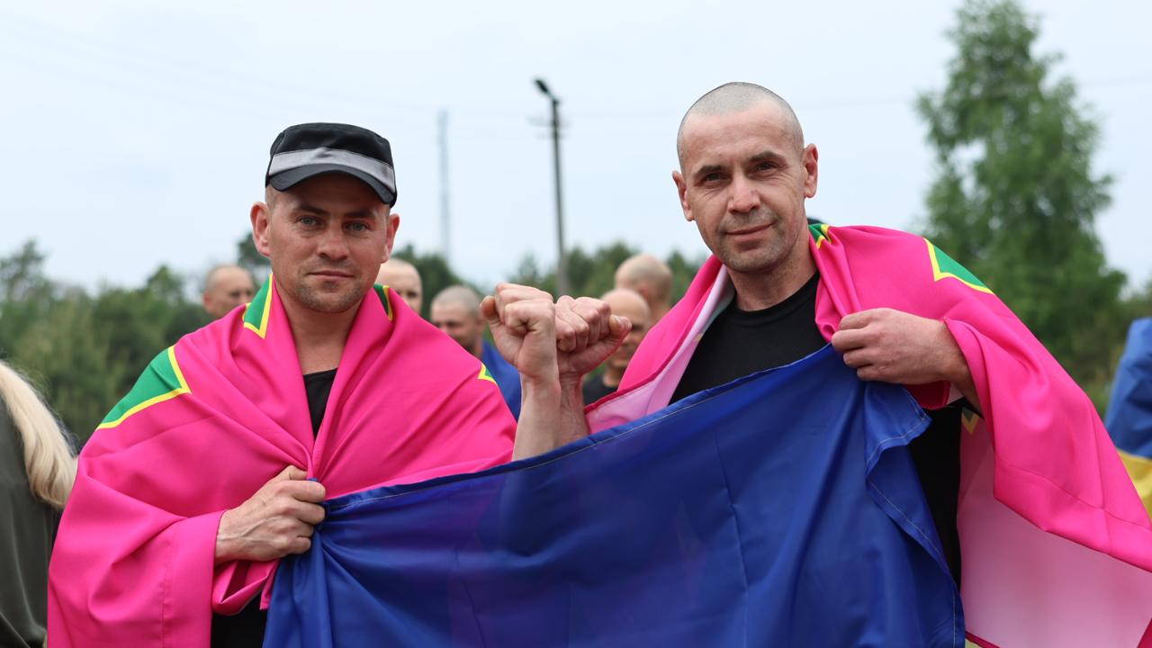 Відбулася третя частина обміну 1000 на 1000: фото, відео