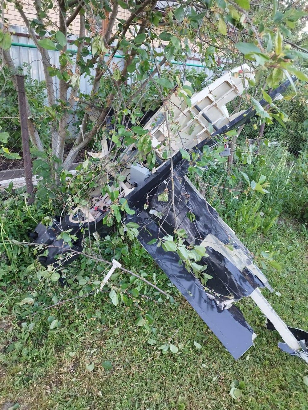 Москва під масованим ударом 28 травня: зупинка аеропортів, атаки на технопарк і дронове підприємство (відео, фото)