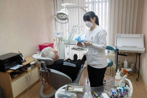 Безкоштовна стоматологічна допомога у Запоріжжі для військових: де і як можна отримати